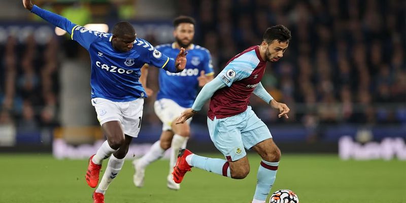 Nhận định phong độ 2 đội tuyển Burnley vs Everton